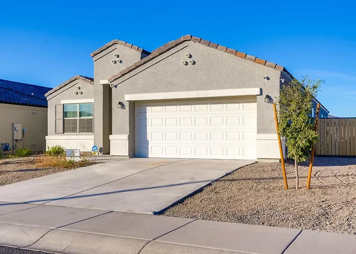 Private Pool: Relaxing Phoenix Area Vacation Home! *